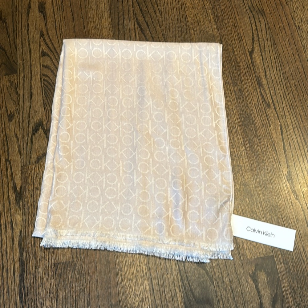 Calvin Klein scarf/shawl/wrap